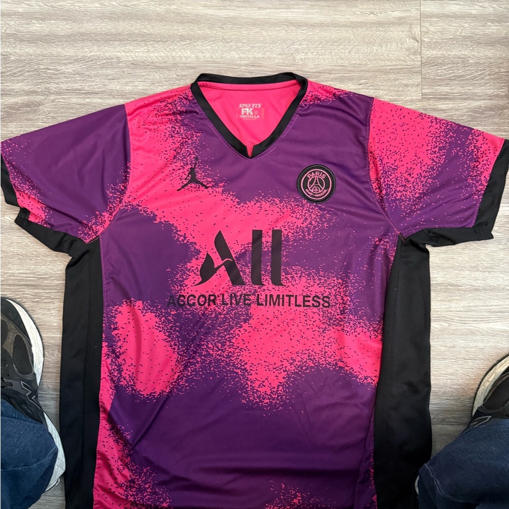 Paris Saint Germain Fourth Shirt size XL  2020 / 2021